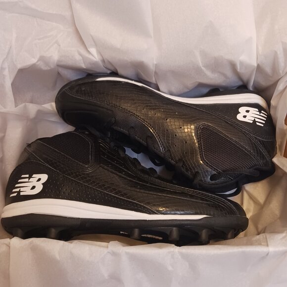 New Balance Youth Boys Black and White Football Cleats YF446MBK  Size 5W - Picture 11 of 13